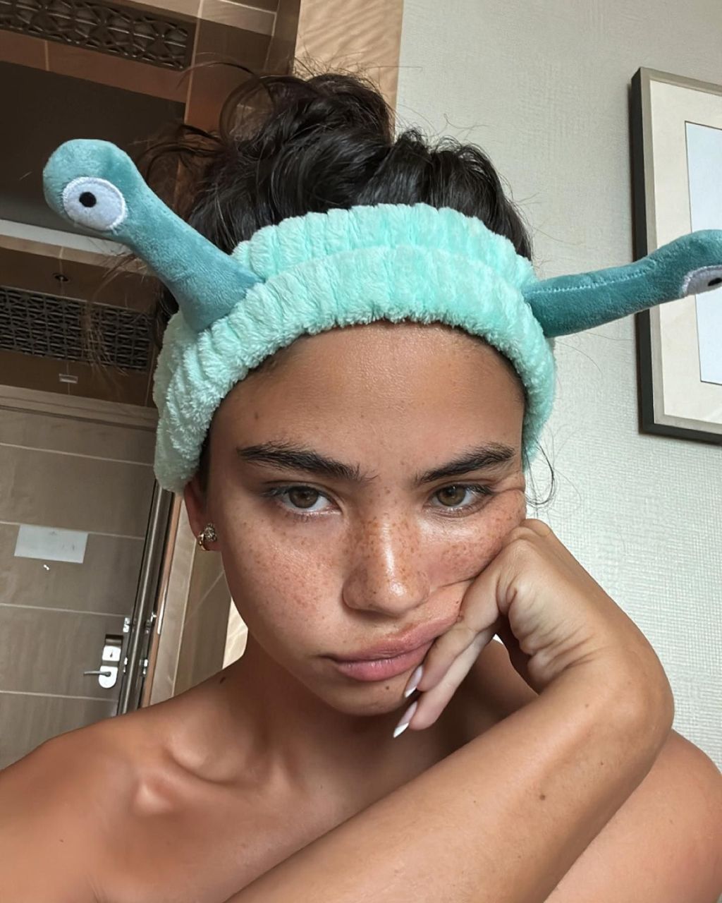 Lymphatic Drainage Is a Must In My Self-Care Routine And Here’s&nbsp;Why