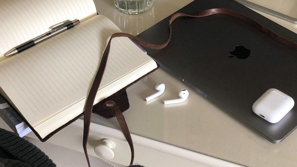 Mastering the Art of Persuasion: Selling Anything to Anyone